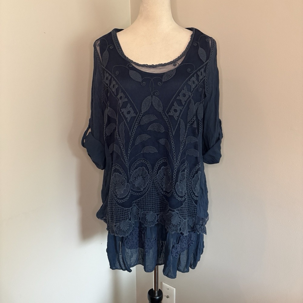 Tempo Paris Italy Blue Lace Embroidered Mesh Layered Tunic Blouse Top Medium M